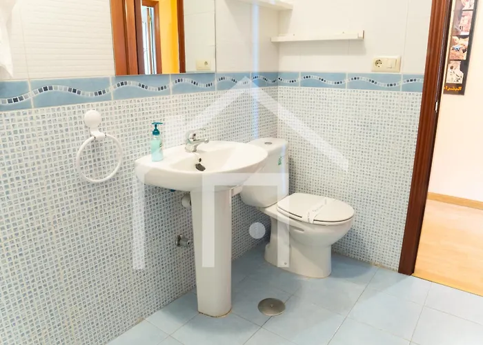 Apto Galiana - En Centro. אבילס